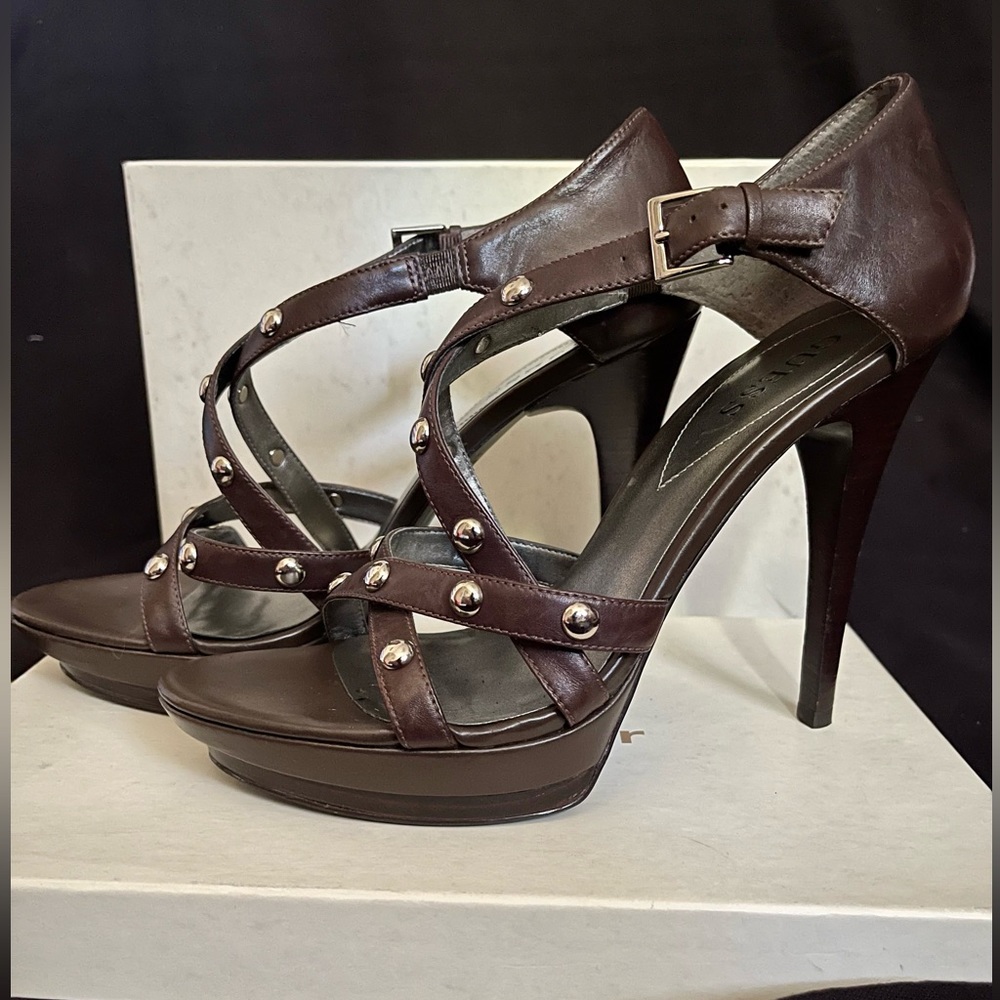 Sexy! Guess brown strap studded platform stiletto heels